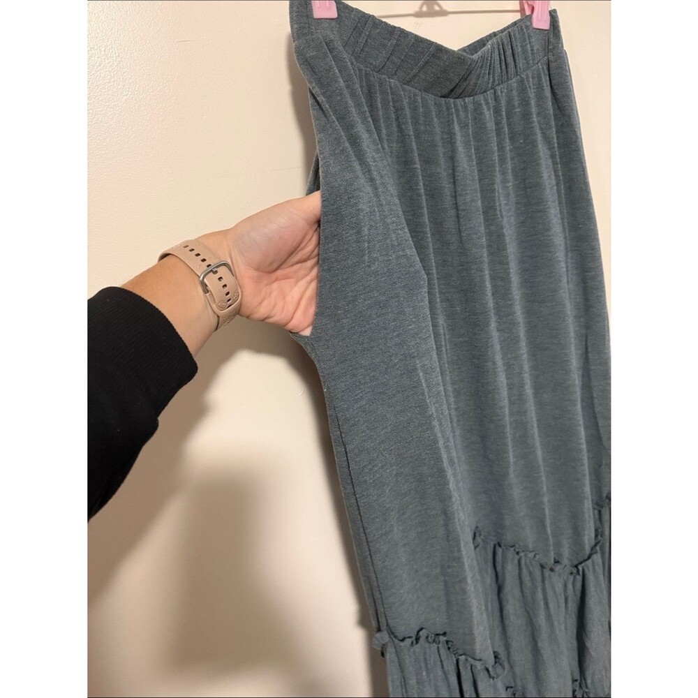 -NWT- Women's Tiered Maxi Skirt in Charcoal Gray - Picture 4 of 6
